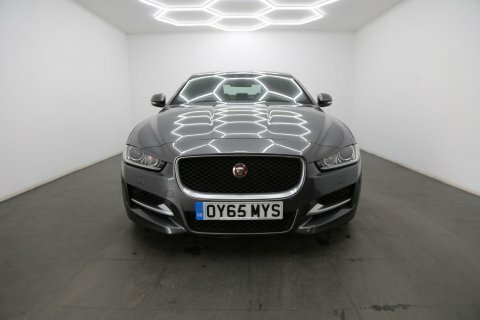 Jaguar XE R-dynamic Hse Black Grey #2