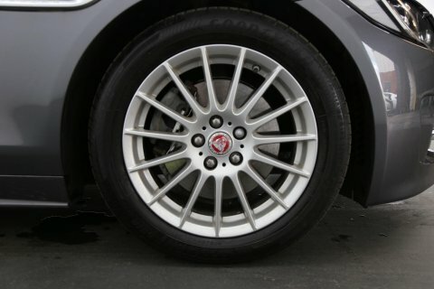 Jaguar XE R-dynamic Hse Black Grey #21