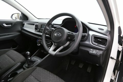 Kia RIO Hatchback Red #17