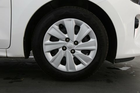 Kia RIO Hatchback Red #21