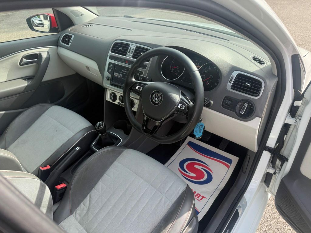 Volkswagen Polo 1.2 Tsi Bluemotion Tech Beats Euro 6 S S White