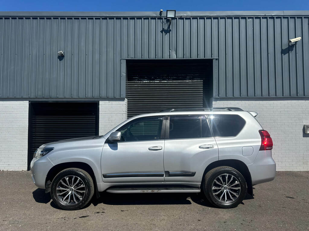 Toyota Land Cruiser 2.8 D-4d Invincible 7 Seats KGZ1170 Silver #5