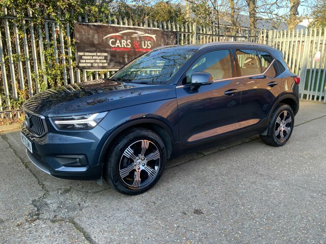 Volvo XC40 T3 Inscription Euro MD70OMU Blue #2
