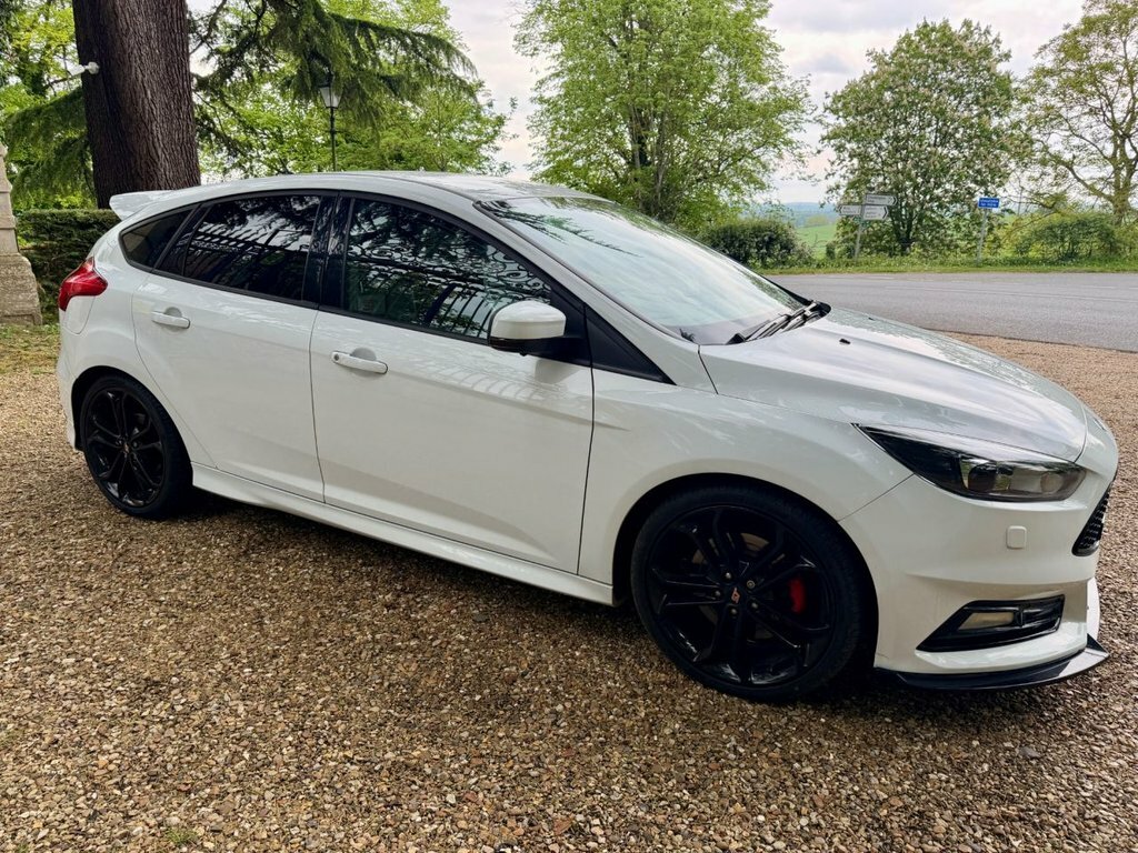 Ford Focus 2L St-3 White #6