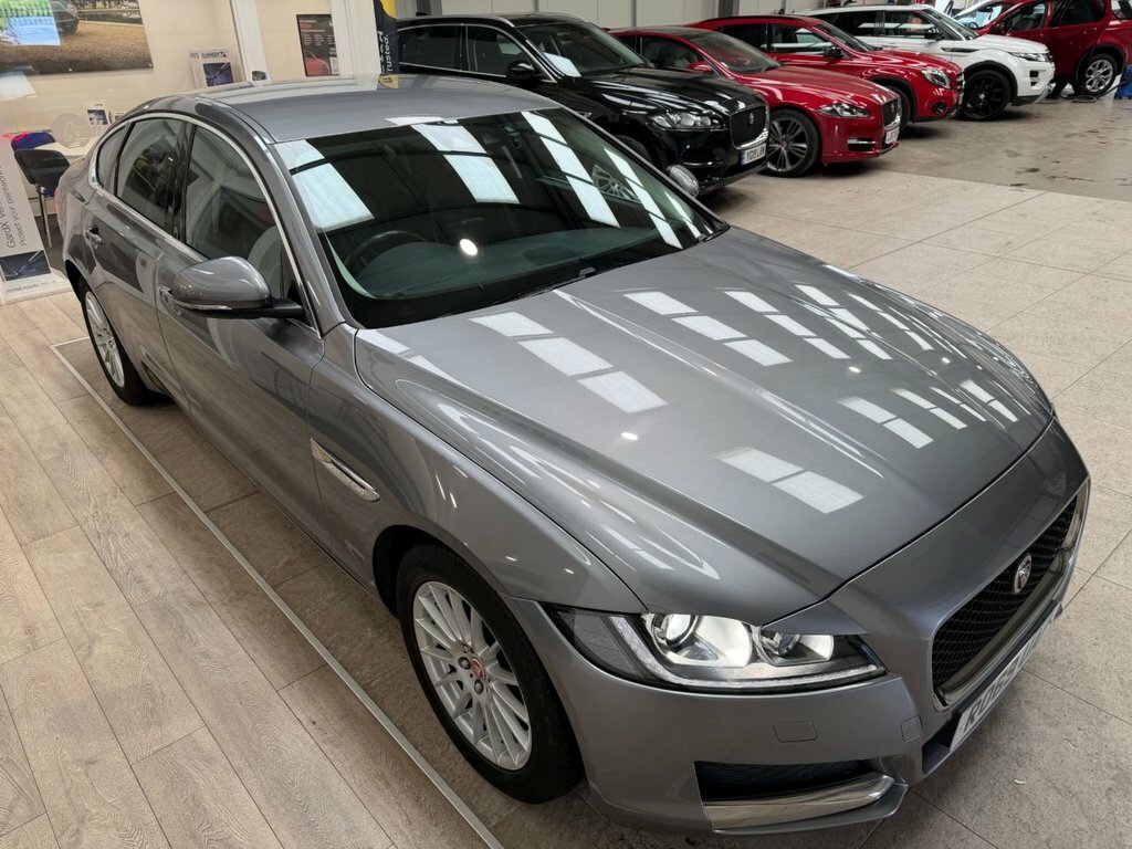 Jaguar XF 2L Prestige Grey #5