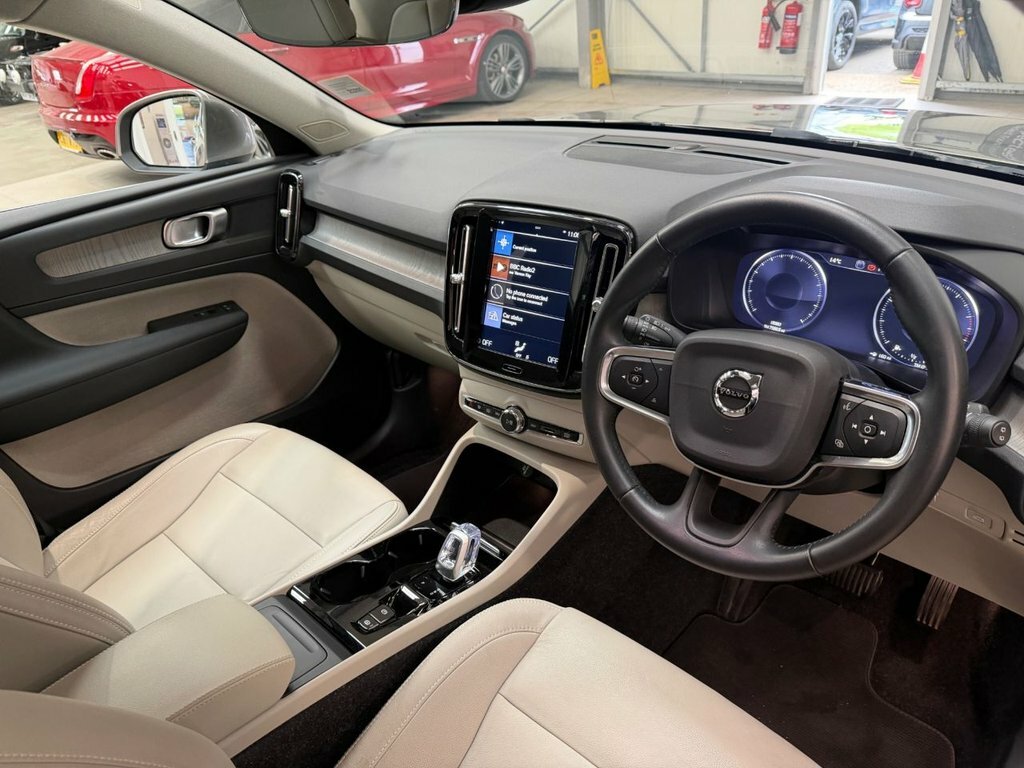 Volvo XC40 Xc40 Inscription T4 Awd Grey #3