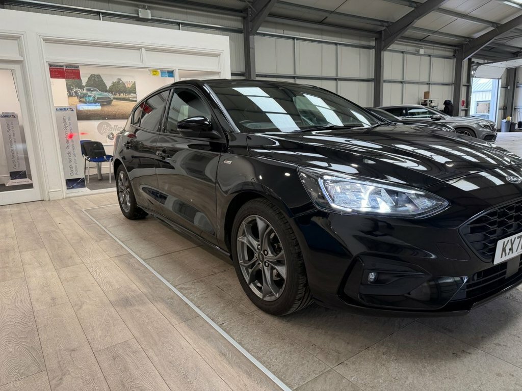 Ford Focus 1L St-line Edition KX71MJY Black #2