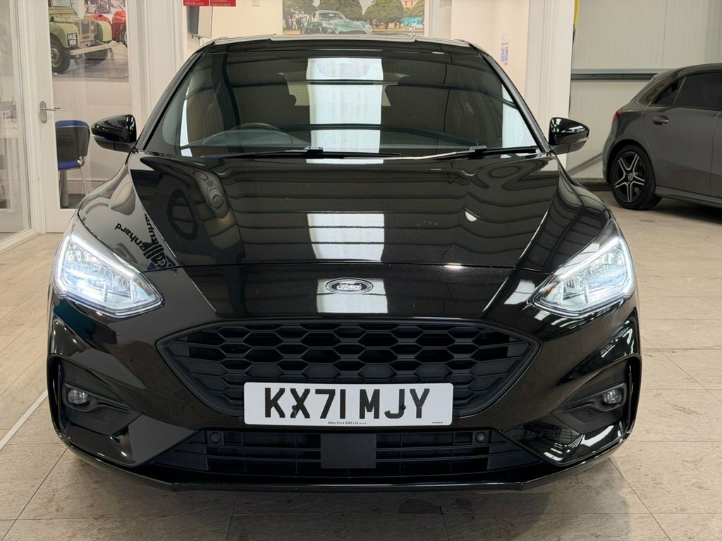 Ford Focus 1L St-line Edition Black