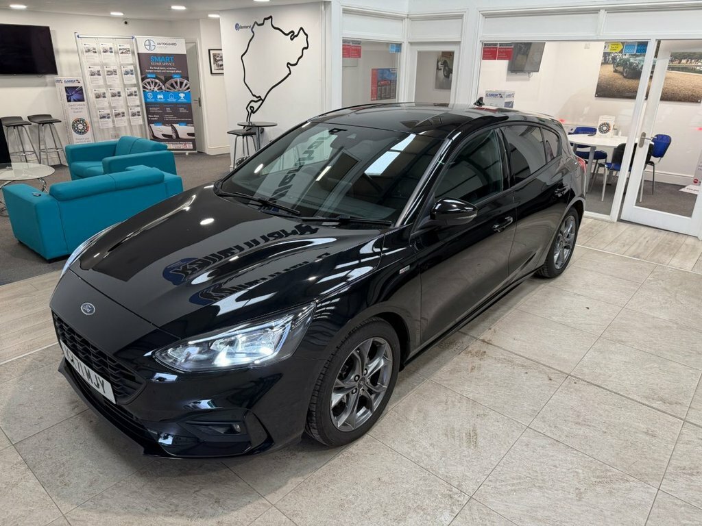 Ford Focus 1L St-line Edition KX71MJY Black #5
