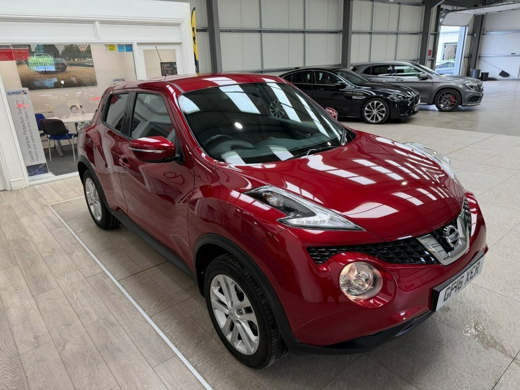 Nissan Juke 1.6L Acenta Premium Red #5