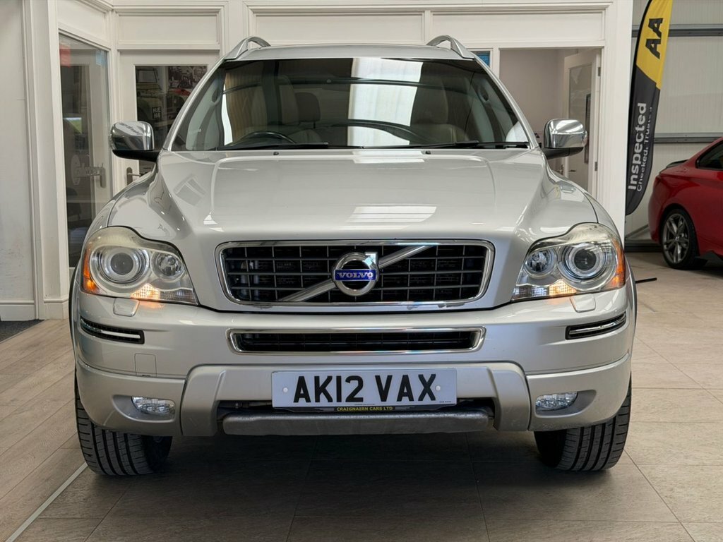 Volvo XC90 2.4L Se Lux Silver #2