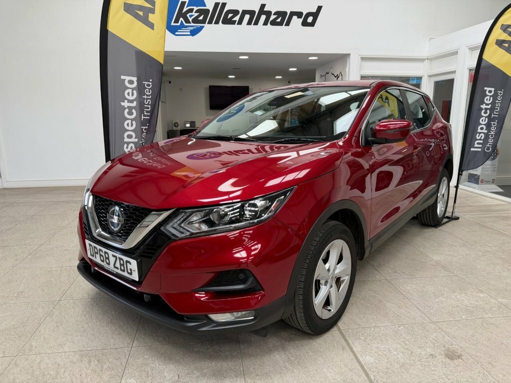Nissan Qashqai 1.3L Acenta Premium DP68ZBG Red #2