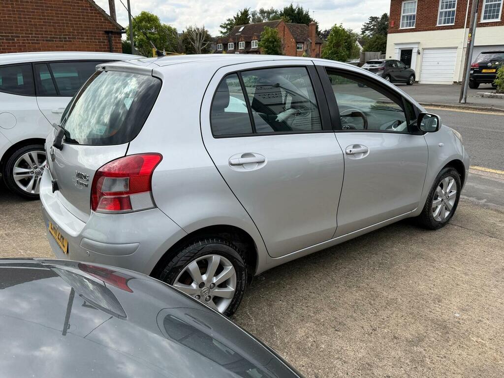 Toyota Yaris Hatchback 1.33 Dual Vvt-i T Spirit Euro 5 Ss LM11ZHL Silver #6