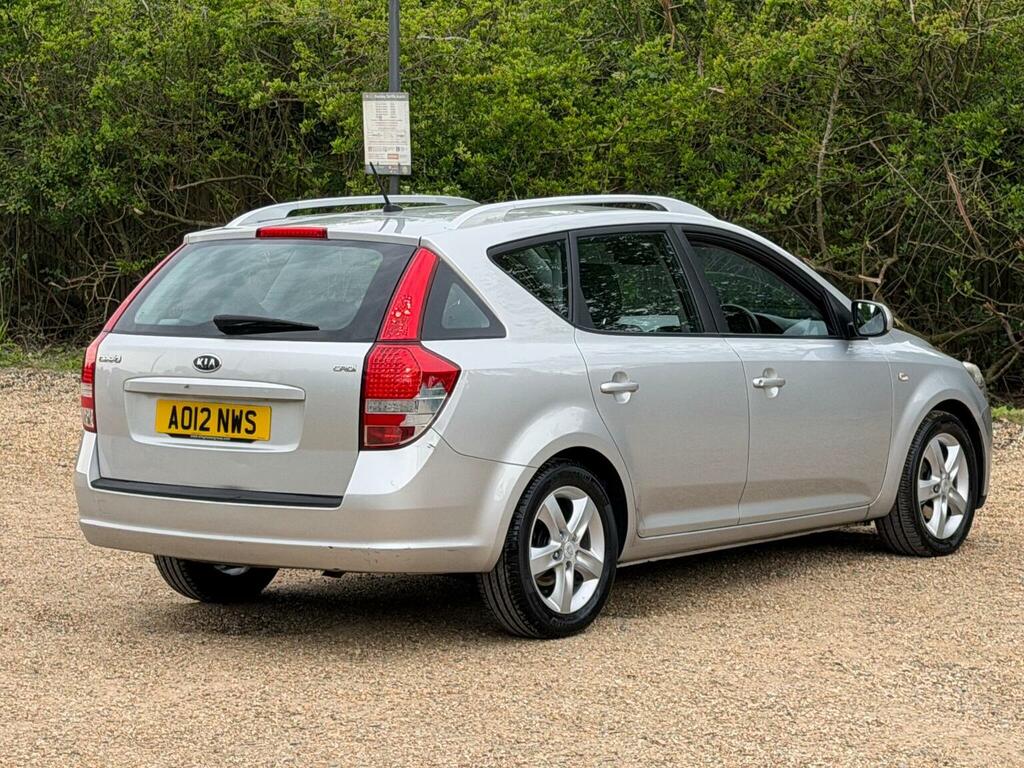 Kia Ceed Estate 1.6 Crdi 2 Sports Wagon Euro 5 20 AO12NWS Silver #6