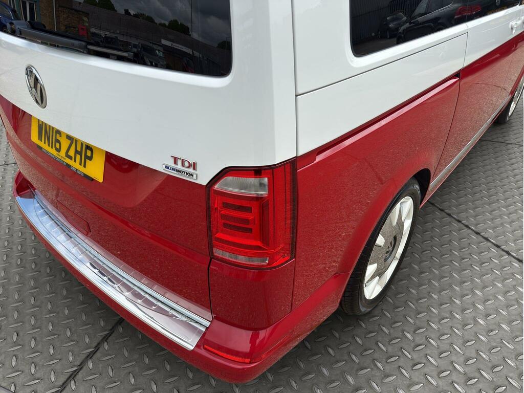 Volkswagen Caravelle 2L Executive Grey #42