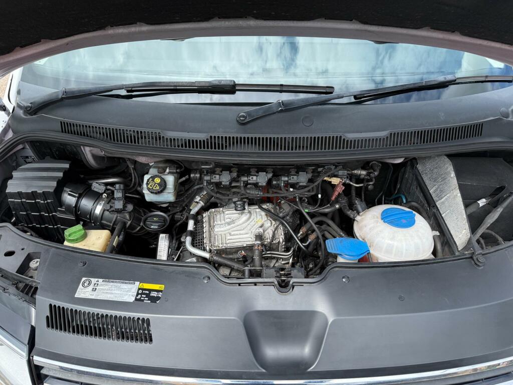 Volkswagen Caravelle 2L Executive Grey #52