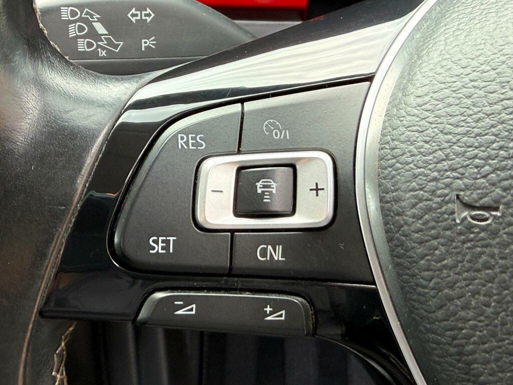 Volkswagen Caravelle 2L Executive Grey #18