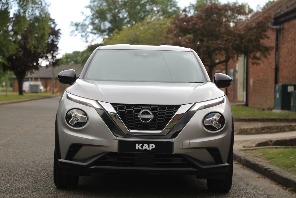 Nissan Juke N-connecta 1.0 Dig-t N-connecta Euro 6 Ss Grey #2