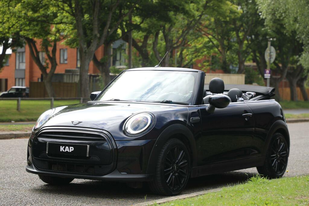 Mini Convertible Cooper Exclusive 1.5 Cooper Exclusive Steptronic E Black #3
