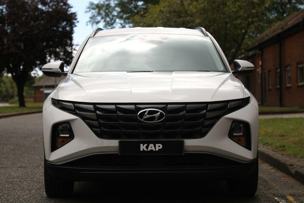 Hyundai Tucson Se Connect 1.6 H T-gdi Se Connect Euro 6 Ss White #2