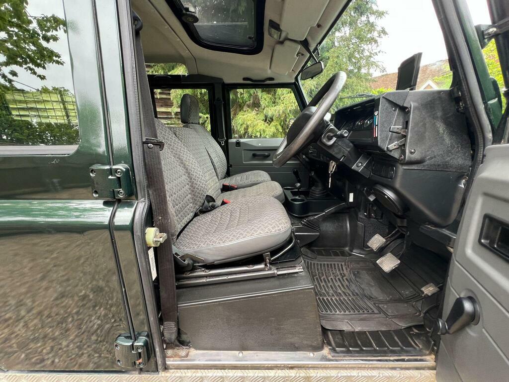 Land Rover Defender 110 Blue #21