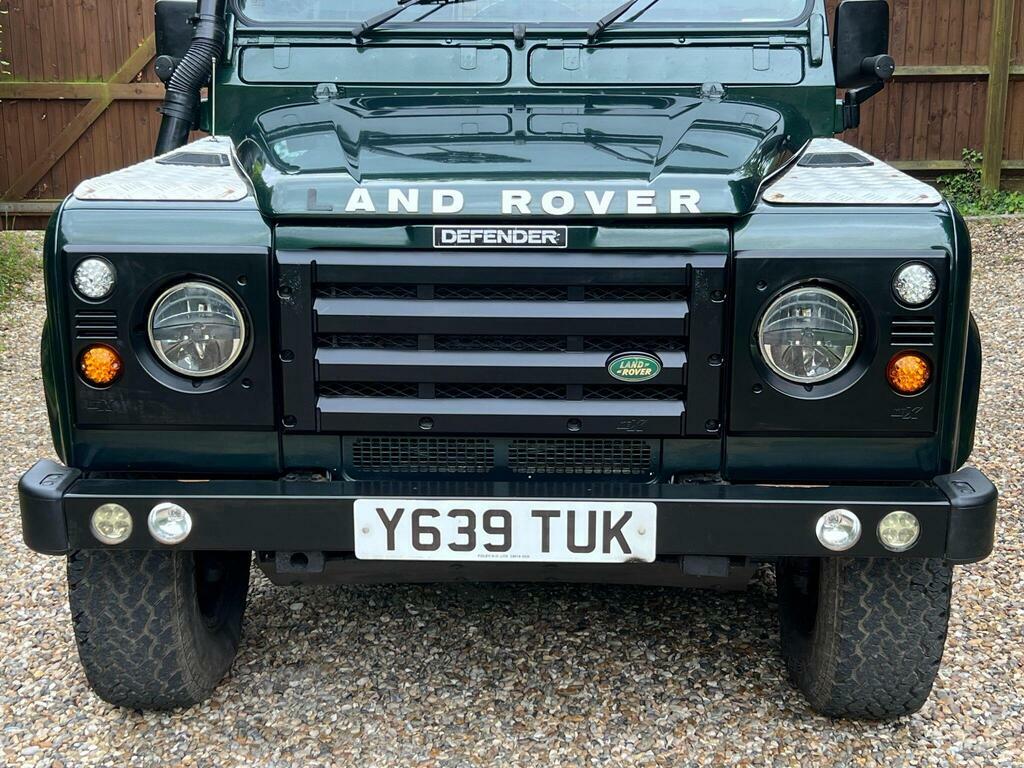 Land Rover Defender 110 Blue #38