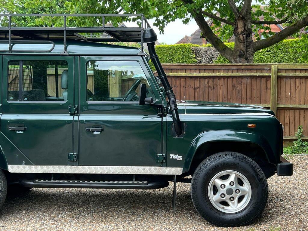 Land Rover Defender 110 Blue #46