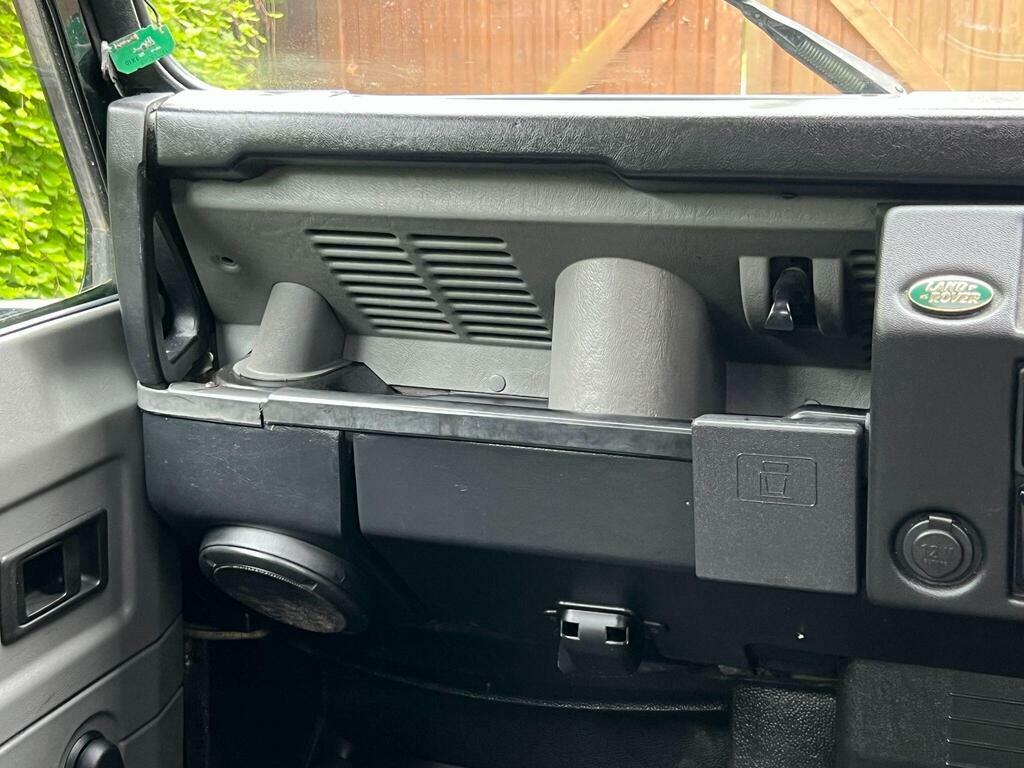 Land Rover Defender 110 Blue #30