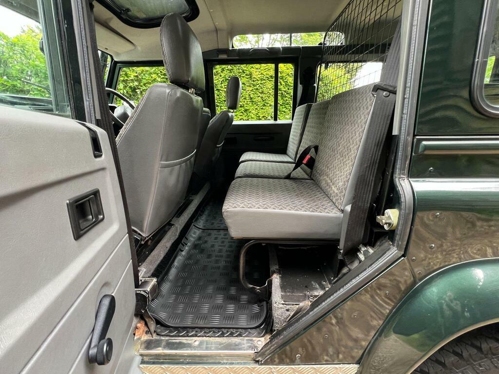 Land Rover Defender 110 Blue #23