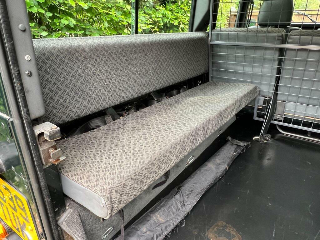Land Rover Defender 110 Blue #24
