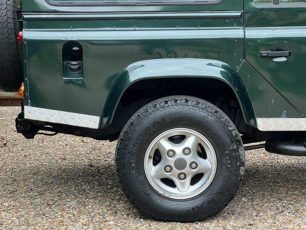 Land Rover Defender 110 Blue #56