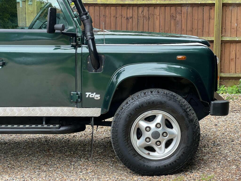 Land Rover Defender 110 Blue #57