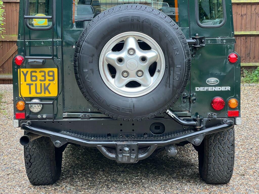 Land Rover Defender 110 Blue #52