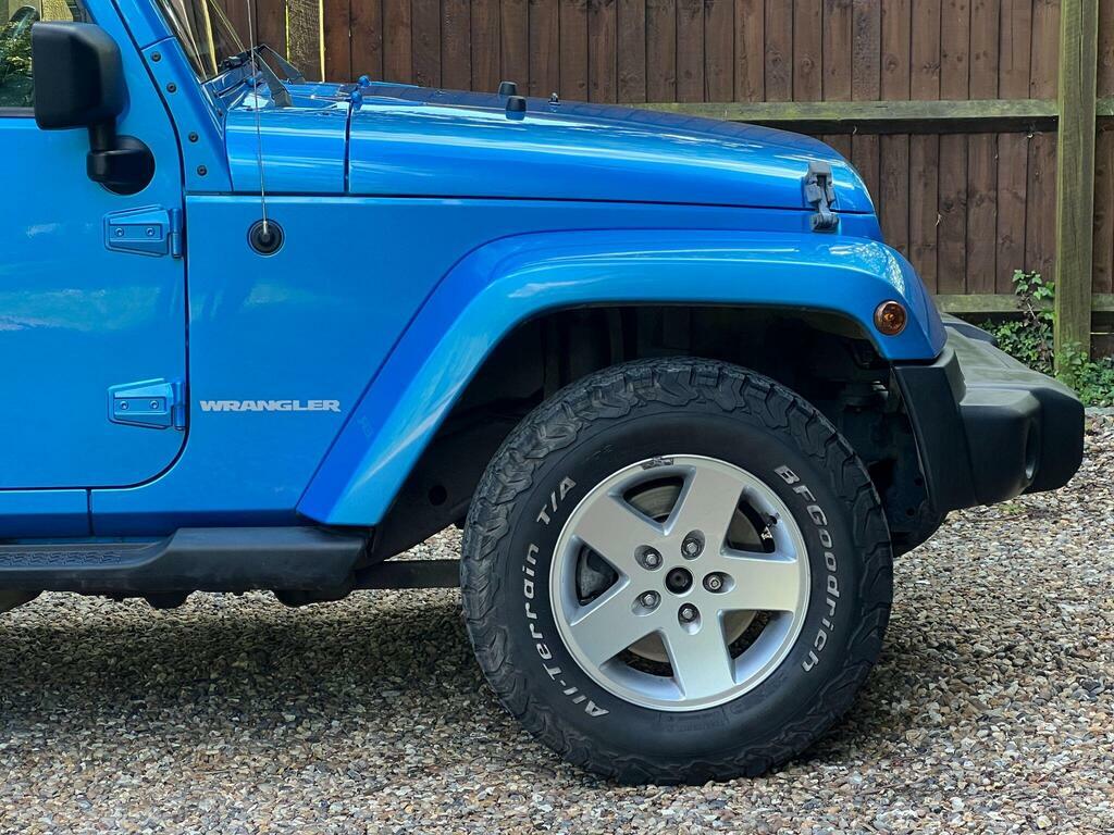 Jeep Wrangler Crd Sahara Unlimited Black #31