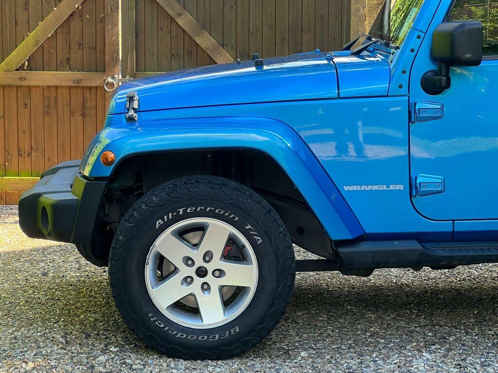 Jeep Wrangler Crd Sahara Unlimited Black #32
