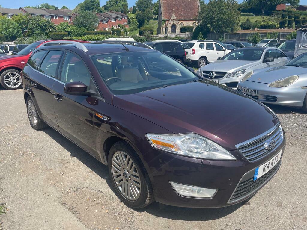 Ford Mondeo 2.5 Ghia Red