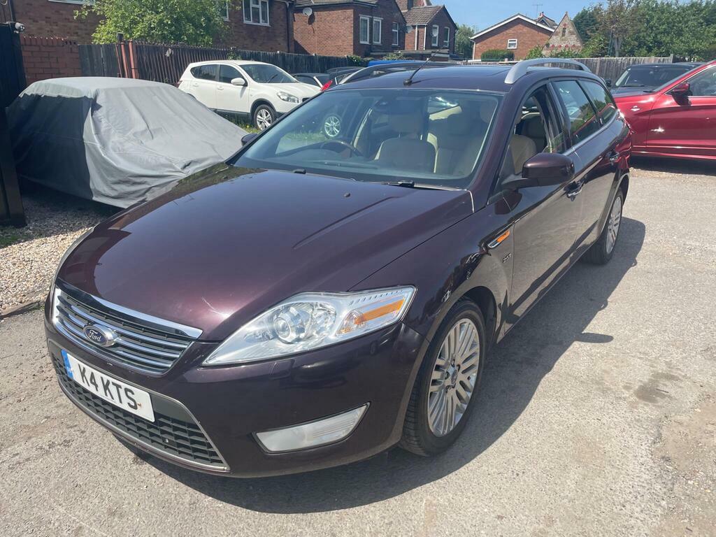 Ford Mondeo 2.5 Ghia Red #3