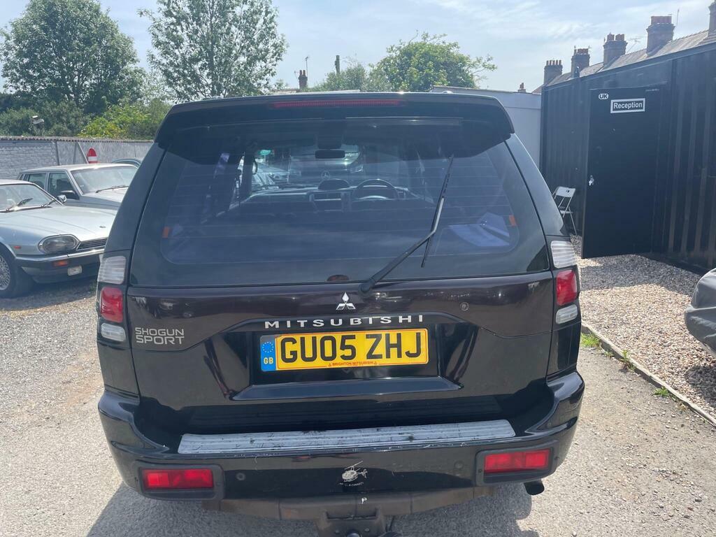 Mitsubishi Shogun Sport 2.5 Td Warrior Black #5