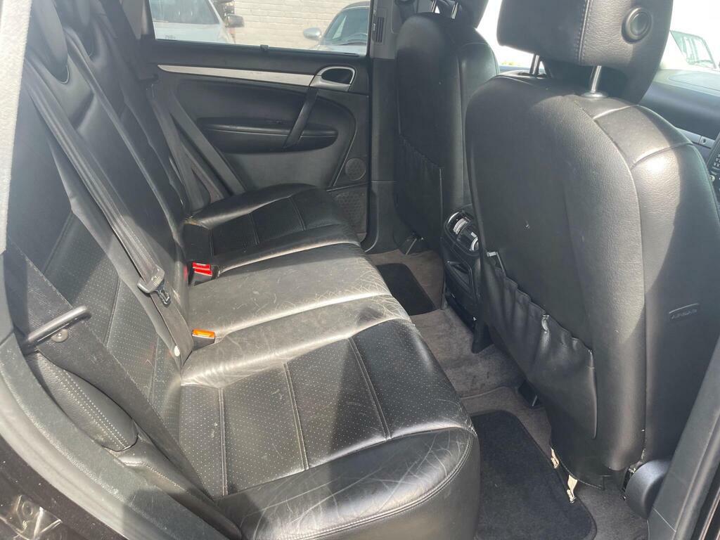Porsche Cayenne 3.2L Null Black #8