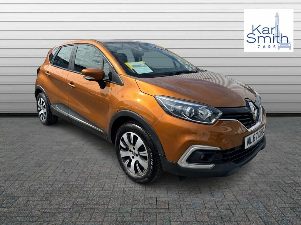 Renault Captur 1.5L Expression Orange