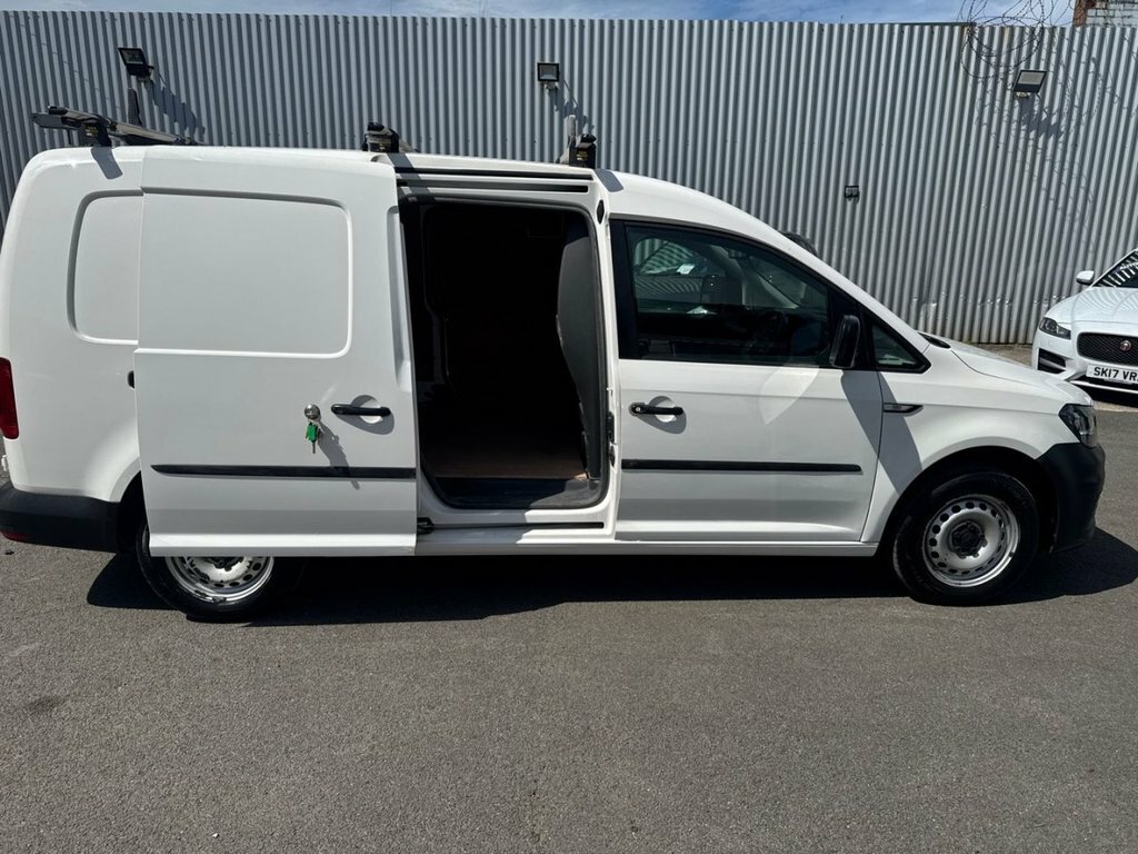 Volkswagen Caddy Maxi 1L Startline 6Dr White #2