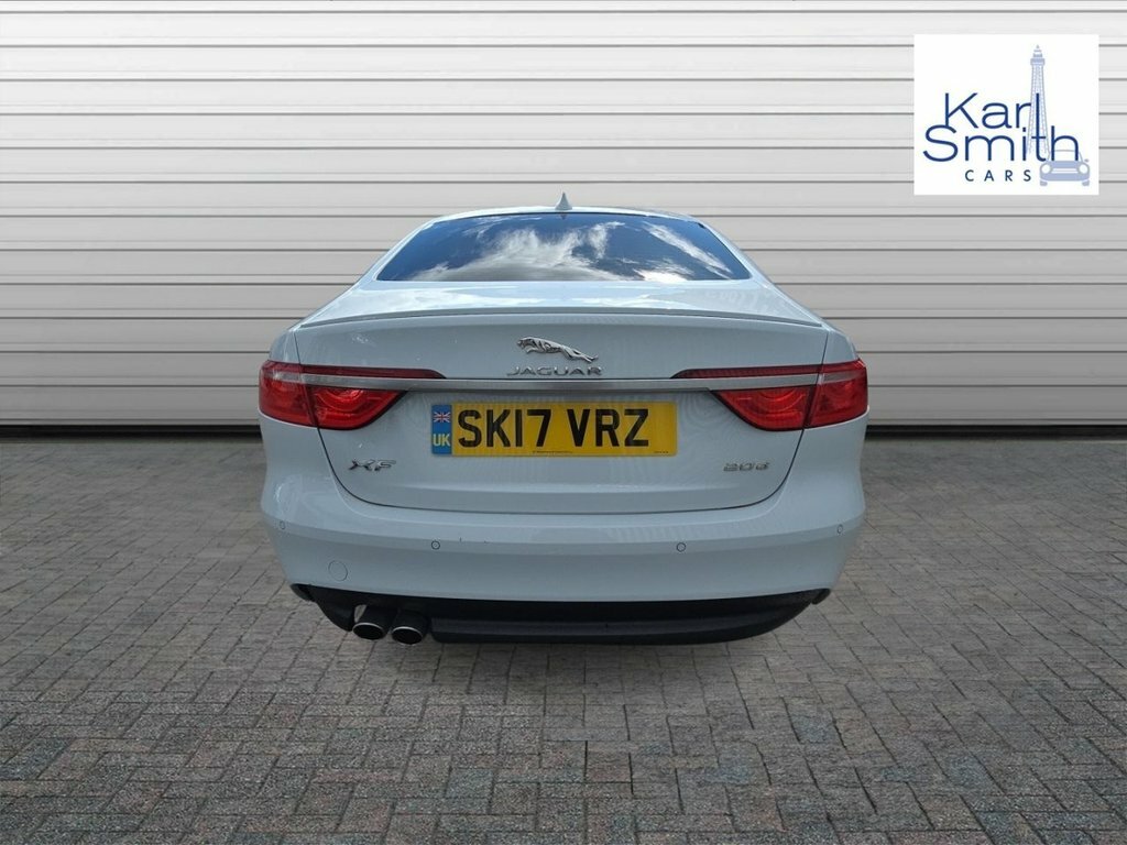 Jaguar XF 2L R-sport SK17VRZ White #6