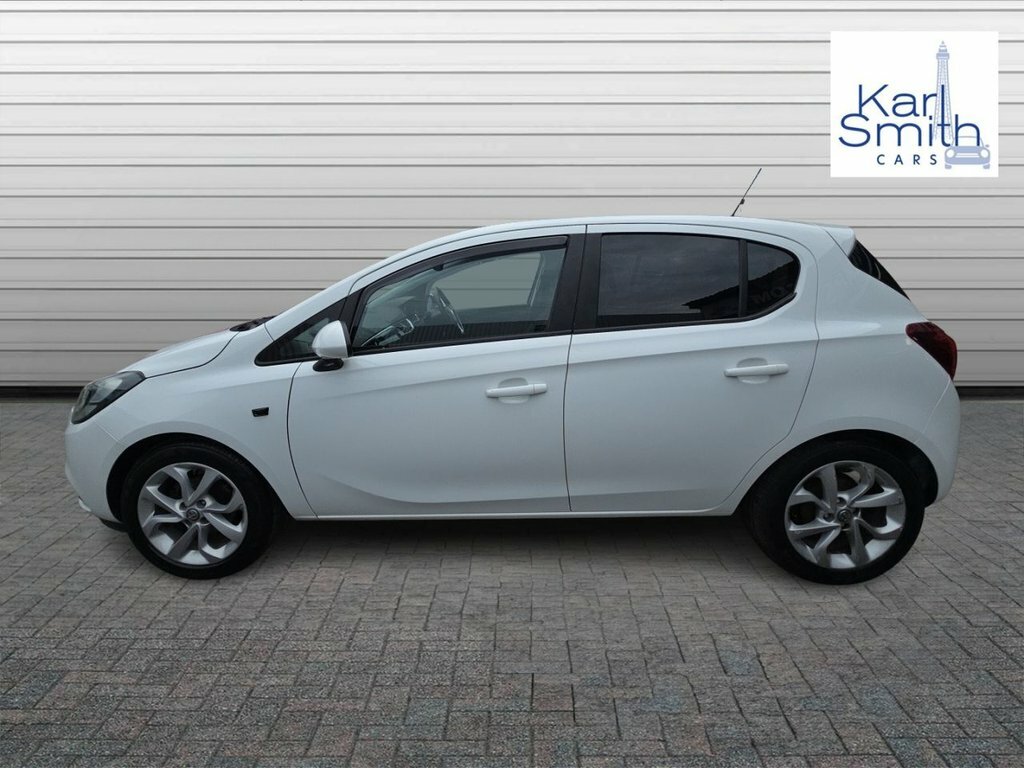 Vauxhall Corsa 1.4L Energy FV17CXP White #4