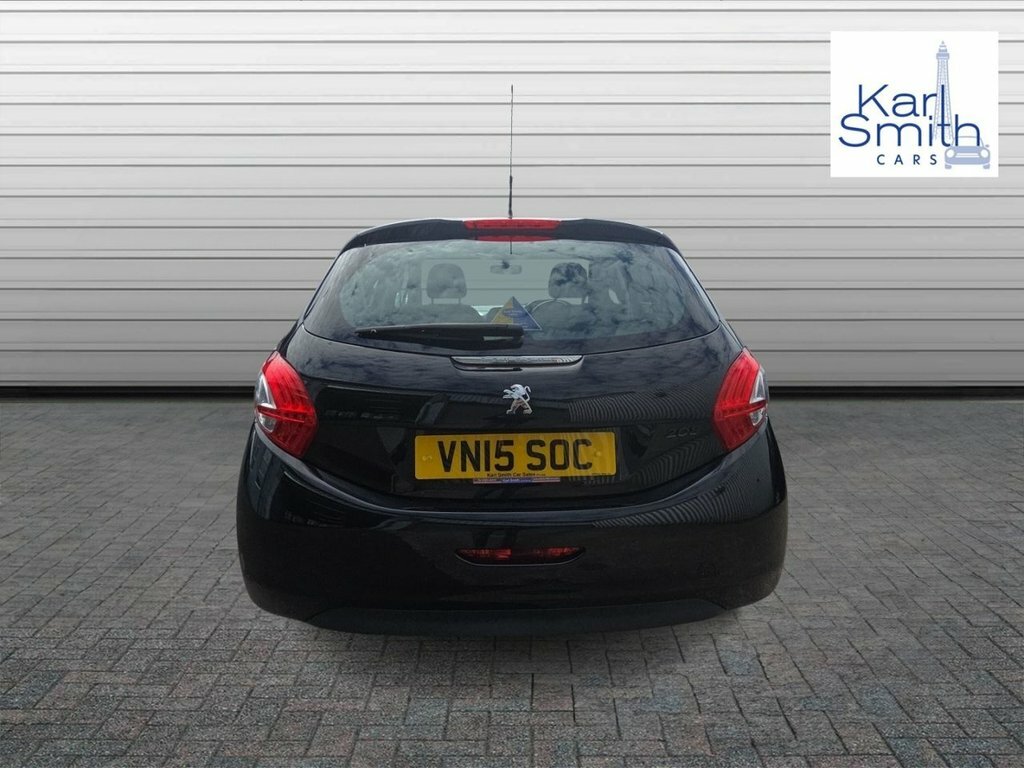 Peugeot 208 1L Access Black #5