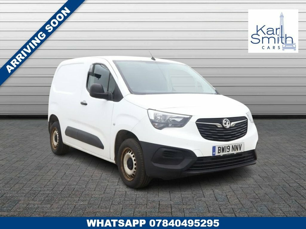 Vauxhall Combo 1.6L Edition White