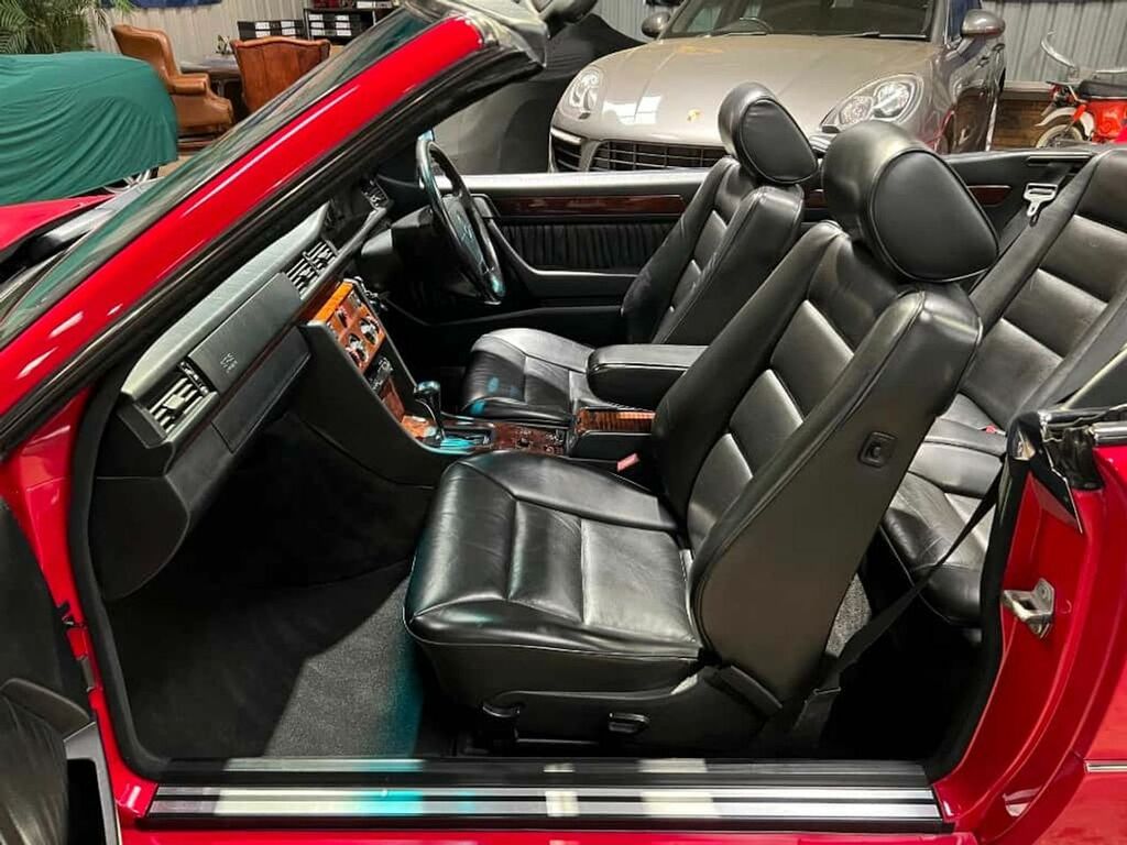 Mercedes-Benz E Class 2.8 E280 Black #14