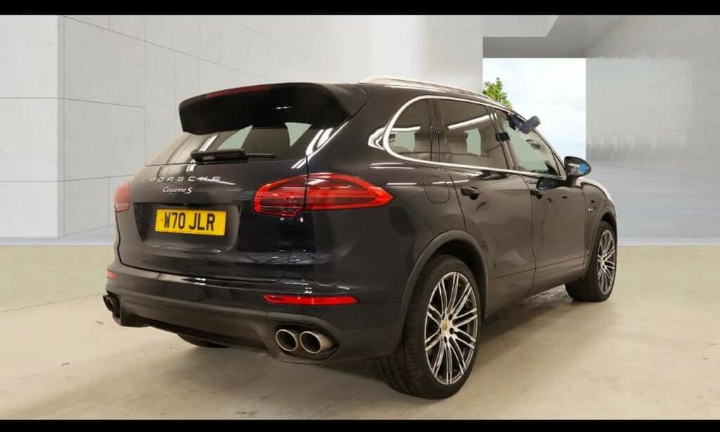 Porsche Cayenne D V8 S Tiptronic S 2 Owners,fsh,2015 Model Blue #2