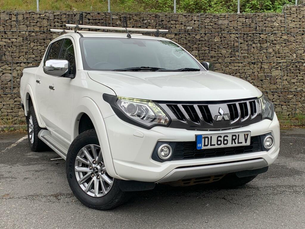 Mitsubishi L200 2.4 Di-d Dc Warrior 4Wd Euro 6 DL66RLV White #3