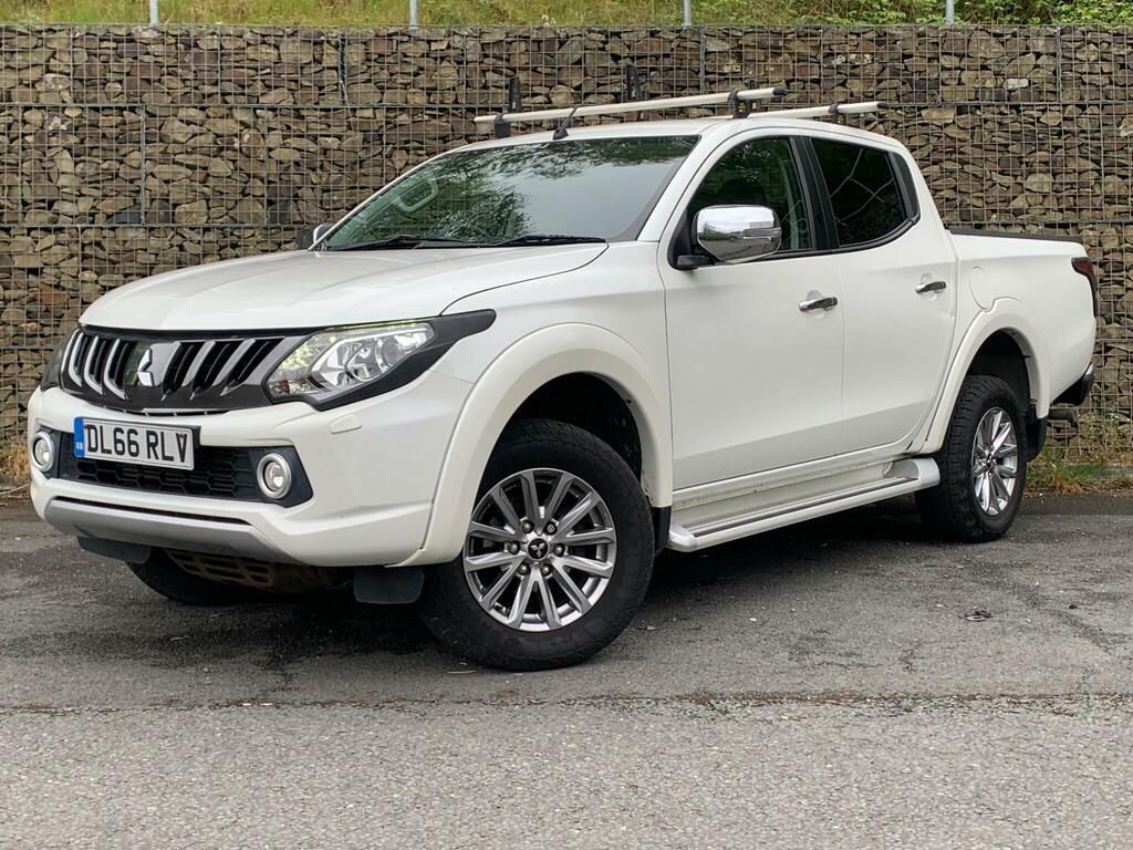 Mitsubishi L200 2.4 Di-d Dc Warrior 4Wd Euro 6 DL66RLV White #2