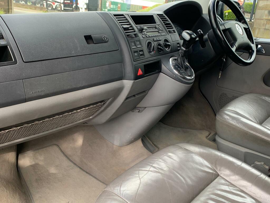 Volkswagen Caravelle Mpv Silver #17
